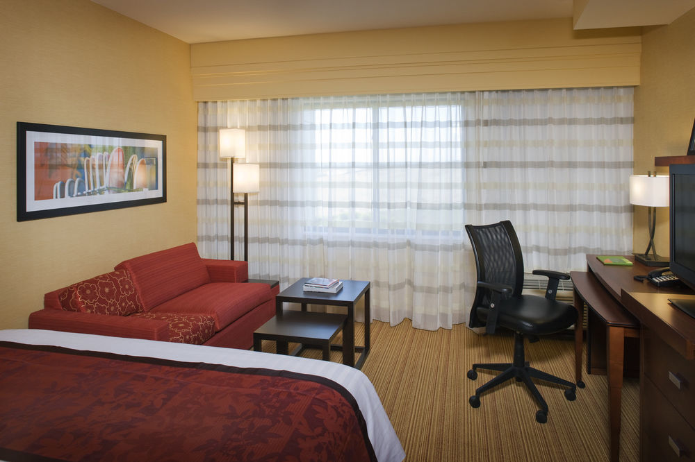 Hotel Courtyard By Marriott Santa Barbara Goleta Zewnętrze zdjęcie