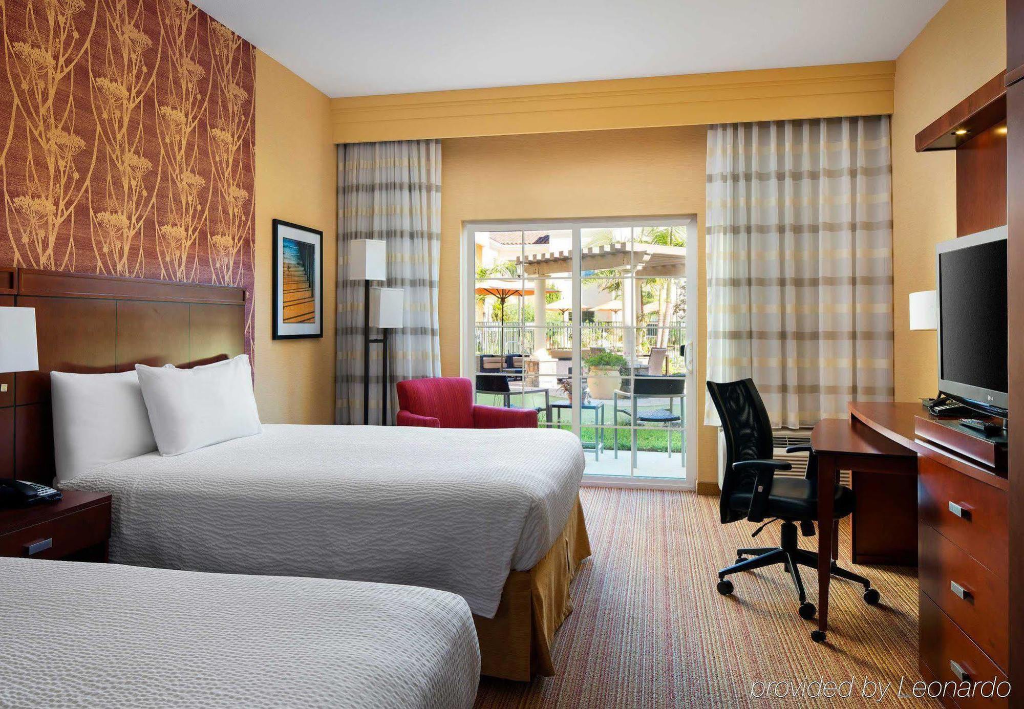 Hotel Courtyard By Marriott Santa Barbara Goleta Zewnętrze zdjęcie